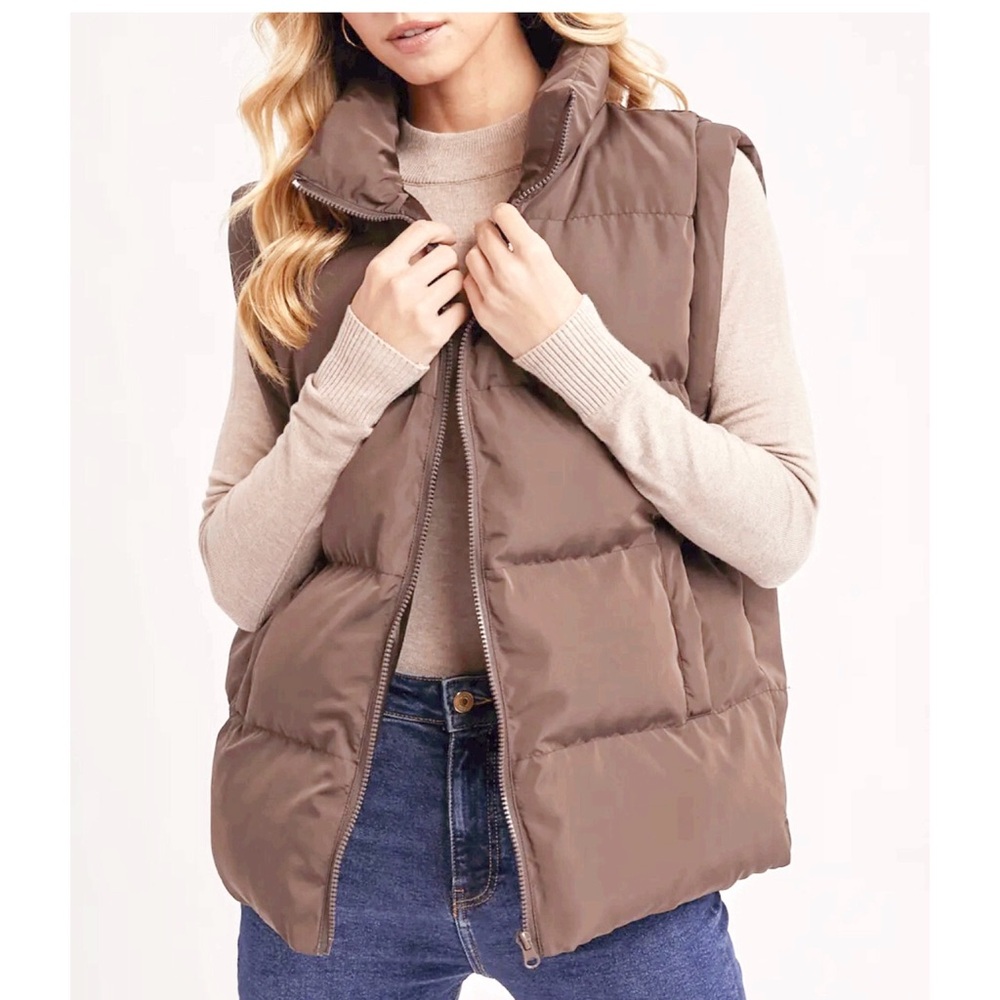 Laundry By Shelli Segal tan Puffer Vest